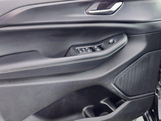 2023 Jeep Grand Cherokee L Laredo 4x4