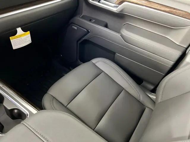 2026 GMC Sierra 1500 Crew Cab, Short Bed, Elevation, 4WD
