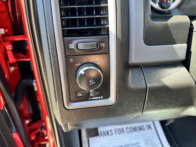 2020 Ram 1500 Express Crew Cab 4x4 5'7" Box