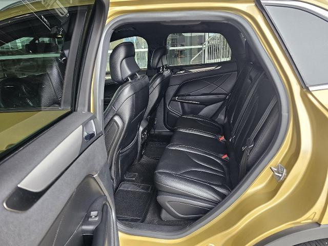 2015 Lincoln MKC Base