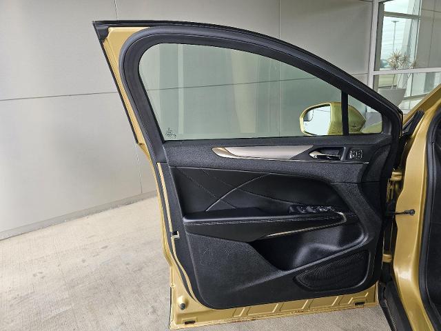2015 Lincoln MKC Base