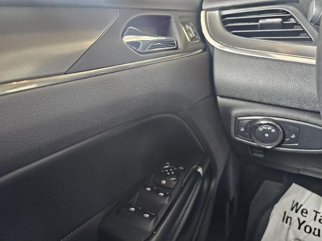 2015 Lincoln MKC Base