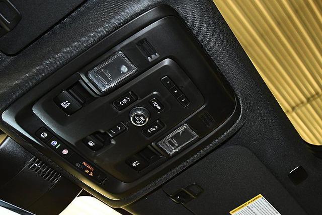 2024 Chevrolet Suburban 4WD High Country