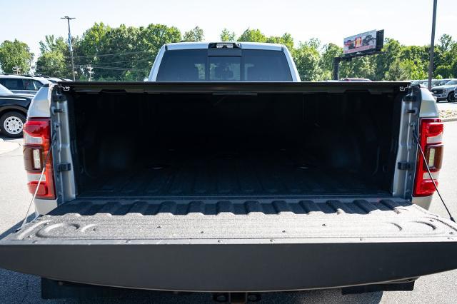 2022 Ram 3500 Laramie Crew Cab 4x4 8' Box