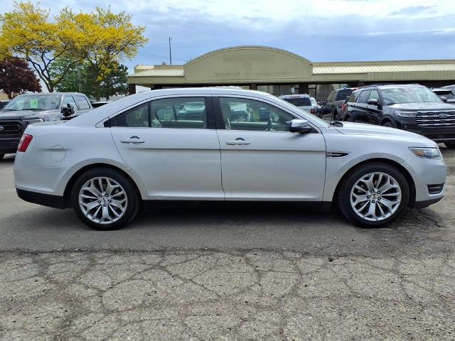 2017 Ford Taurus Limited