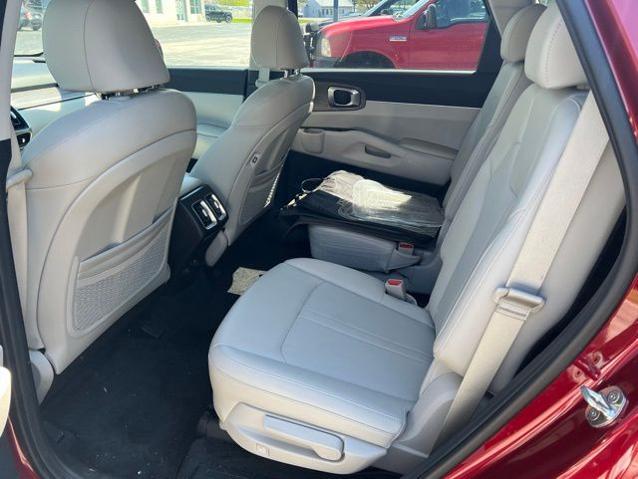 2022 Kia Sorento EX