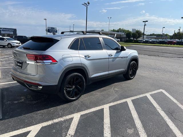 2022 Volkswagen Atlas Cross Sport 2.0T SE w/Technology