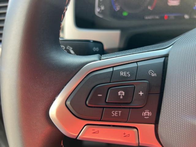 2022 Volkswagen Atlas Cross Sport 2.0T SE w/Technology