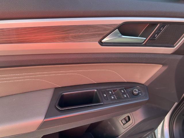2022 Volkswagen Atlas Cross Sport 2.0T SE w/Technology