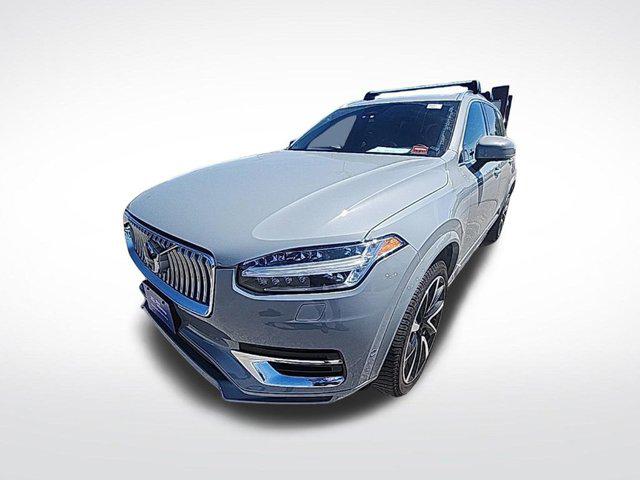2024 Volvo XC90 B6 Ultimate Bright Theme 7-Seater