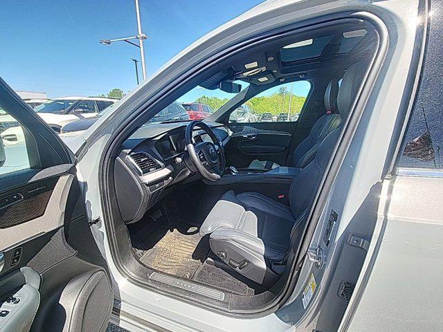 2024 Volvo XC90 B6 Ultimate Bright Theme 7-Seater