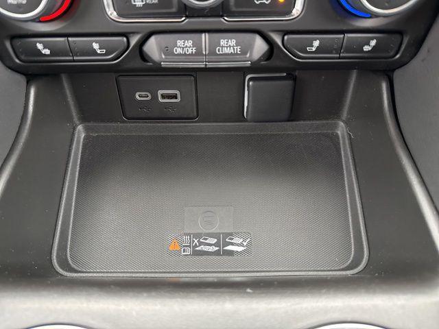 2022 Chevrolet Tahoe 4WD RST