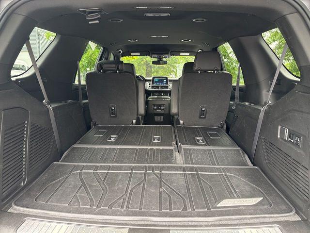 2022 Chevrolet Tahoe 4WD RST