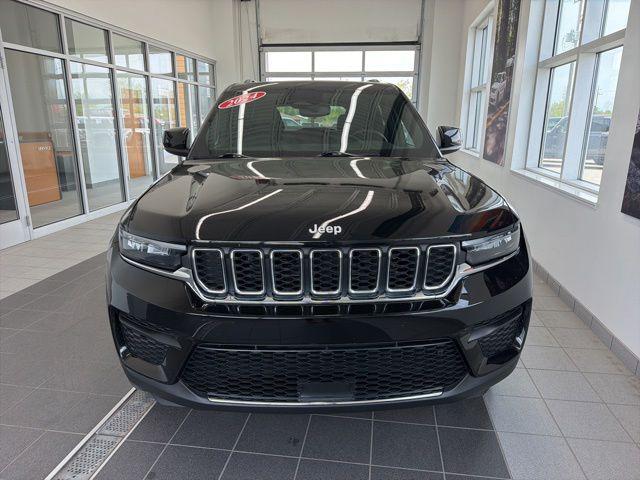 2024 Jeep Grand Cherokee Laredo 4x4