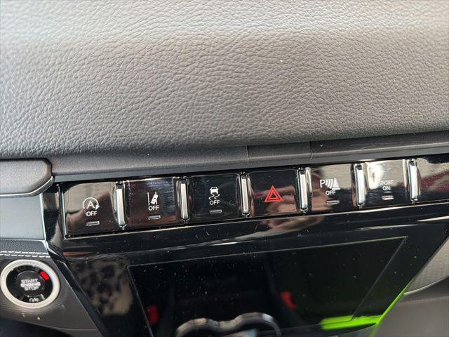 2024 Jeep Grand Cherokee Laredo 4x4