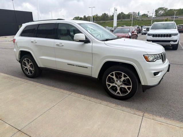 2018 Jeep Grand Cherokee Sterling Edition 4x4