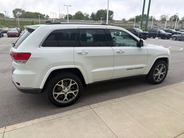 2018 Jeep Grand Cherokee Sterling Edition 4x4