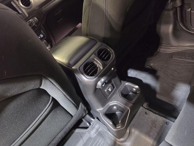 2018 Jeep Wrangler Unlimited Sahara 4x4