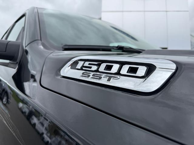 2025 Ram 1500 Laramie Crew Cab 4x4 5'7" Box