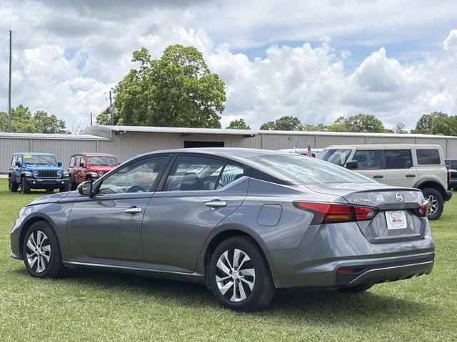 2022 Nissan Altima S FWD