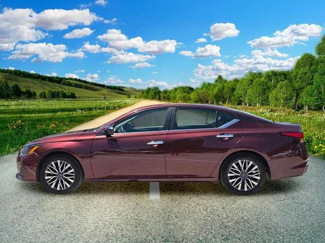 2024 Nissan Altima SV FWD