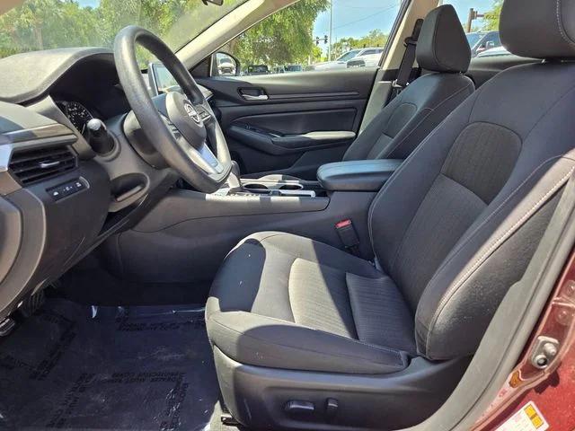 2024 Nissan Altima SV FWD