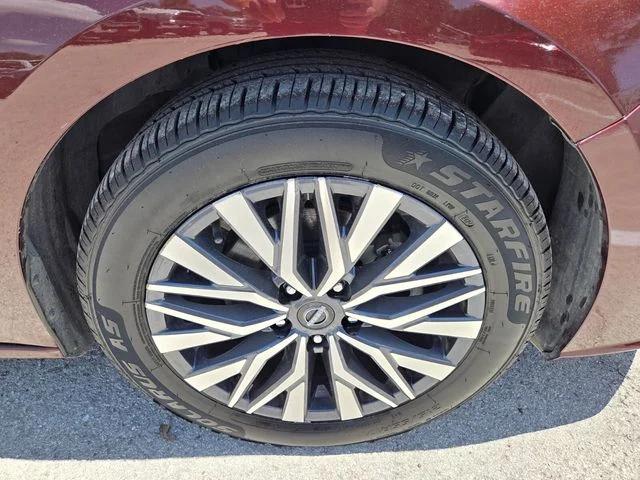 2024 Nissan Altima SV FWD