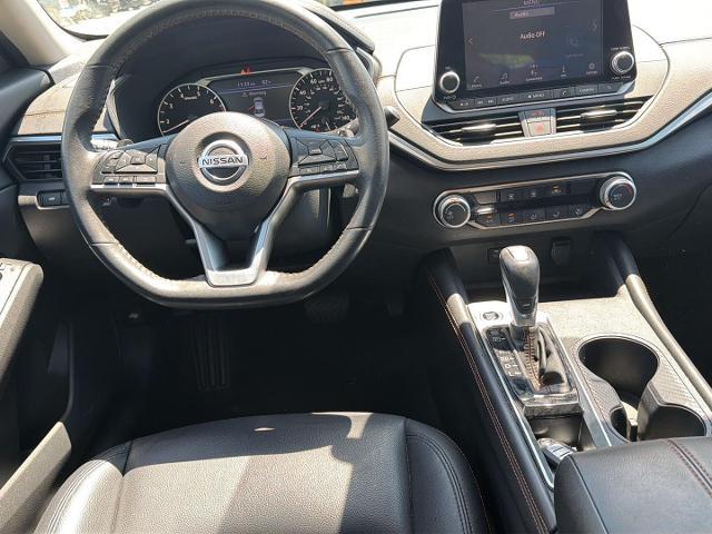 2022 Nissan Altima SR FWD