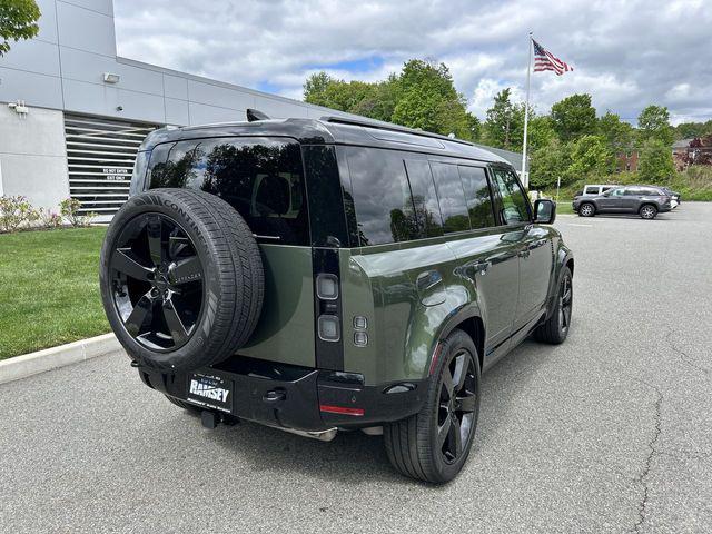 2026 Land Rover Defender P400 X-Dynamic SE