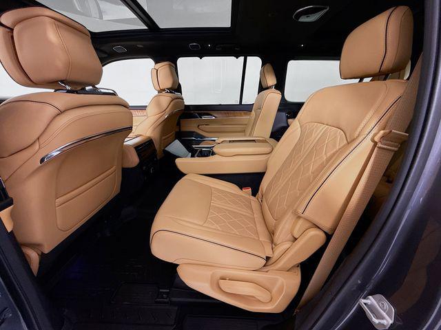 2024 Jeep Grand Wagoneer L Series III 4x4