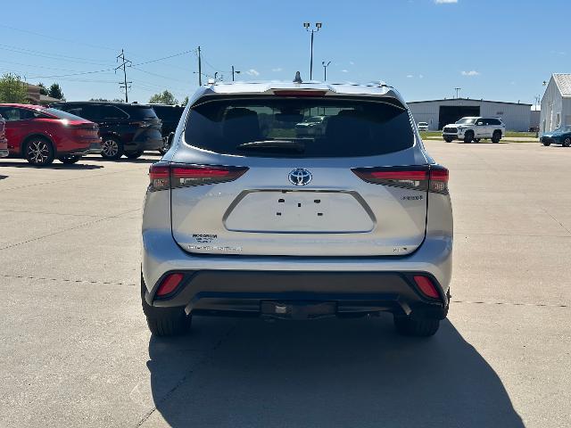 2024 Toyota Highlander Hybrid XLE