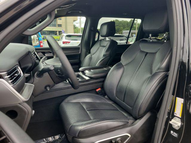2024 Jeep Wagoneer Series II 4x2