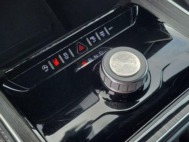 2024 Jeep Wagoneer Series II 4x2