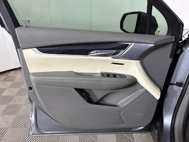 2024 Cadillac XT6 FWD Premium Luxury