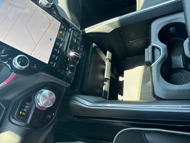 2024 Ram 1500 Laramie Crew Cab 4x2 5'7" Box