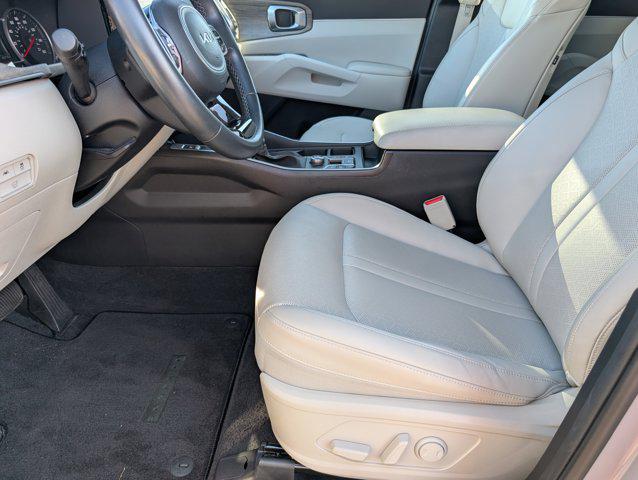 2023 Kia Sorento EX