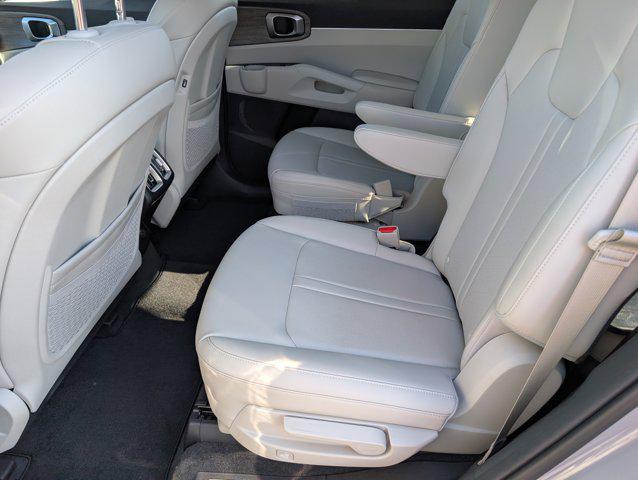 2023 Kia Sorento EX