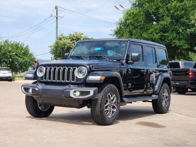 2026 Jeep Wrangler 4-Door Sahara 4x4