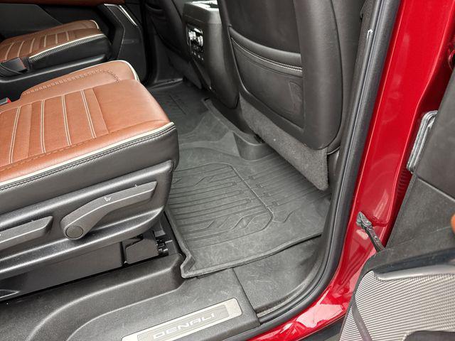 2023 GMC Yukon 4WD Denali Ultimate