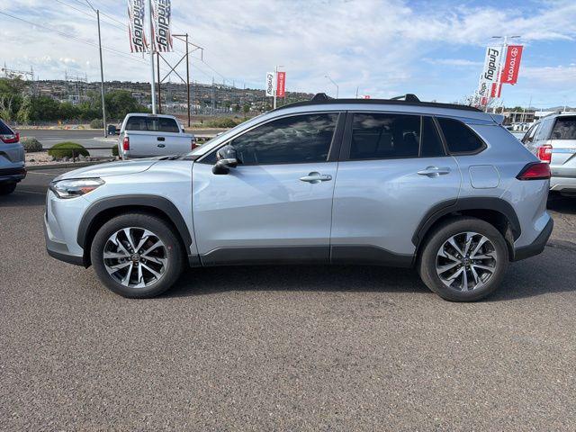 2025 Toyota Corolla Cross XLE