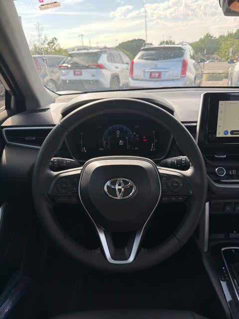 2025 Toyota Corolla Cross XLE