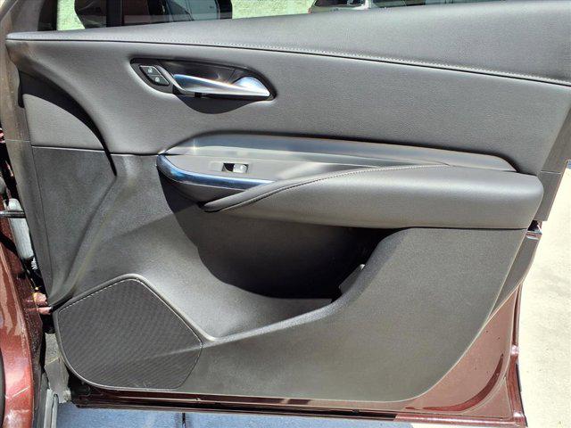 2023 Cadillac XT4 FWD Premium Luxury