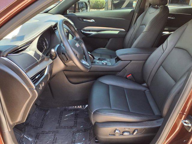 2023 Cadillac XT4 FWD Premium Luxury