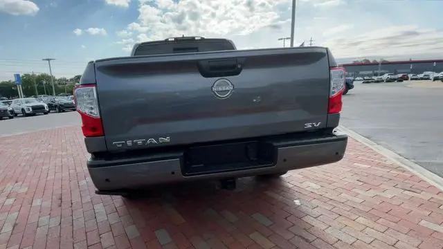 2023 Nissan Titan Crew Cab SV 4x2