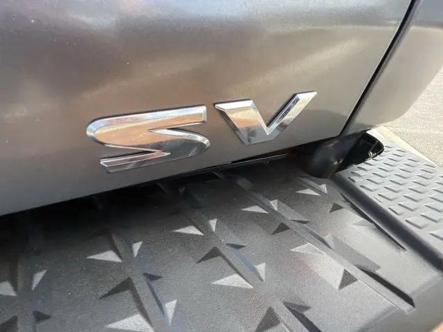 2023 Nissan Titan Crew Cab SV 4x2