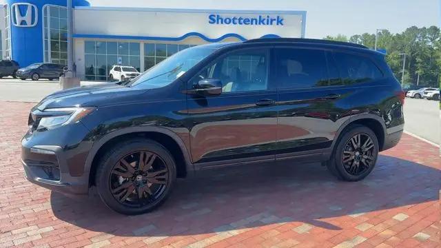 2022 Honda Pilot AWD Black Edition