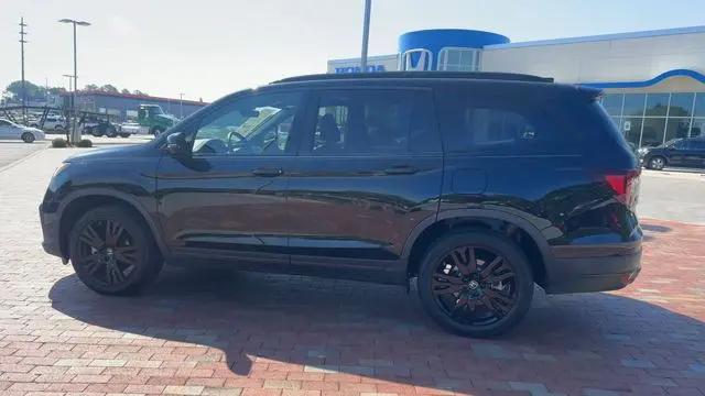 2022 Honda Pilot AWD Black Edition