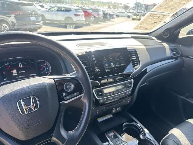 2022 Honda Pilot AWD Black Edition