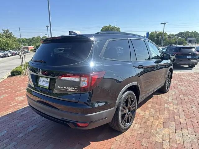 2022 Honda Pilot AWD Black Edition