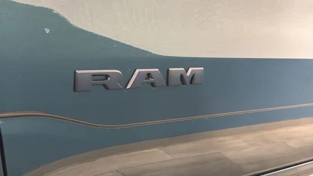 2026 Ram 1500 Big Horn Crew Cab 4x4 5'7" Box